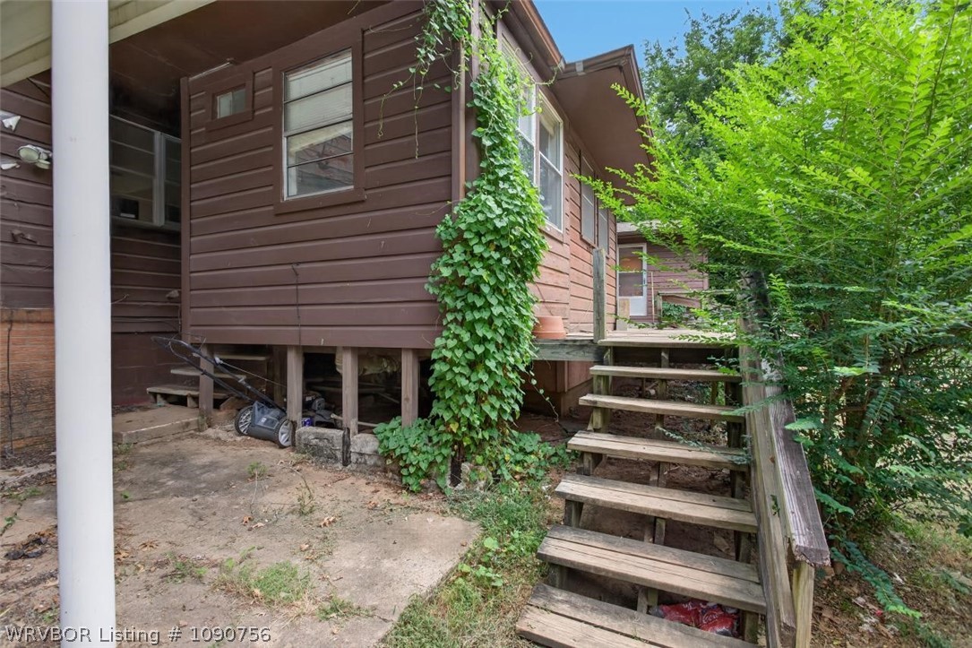 main property photo 12