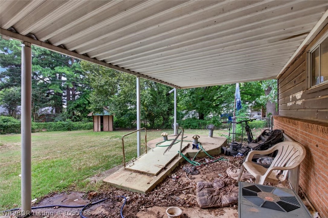 main property photo 13