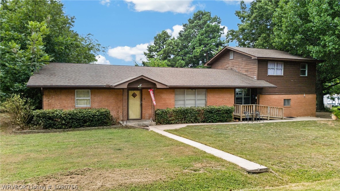 main property photo 40