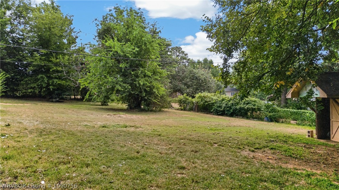 main property photo 50