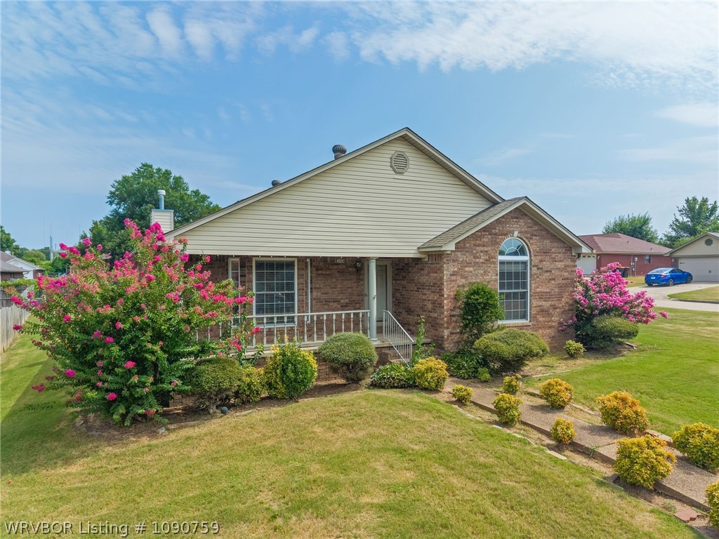 main property photo 4
