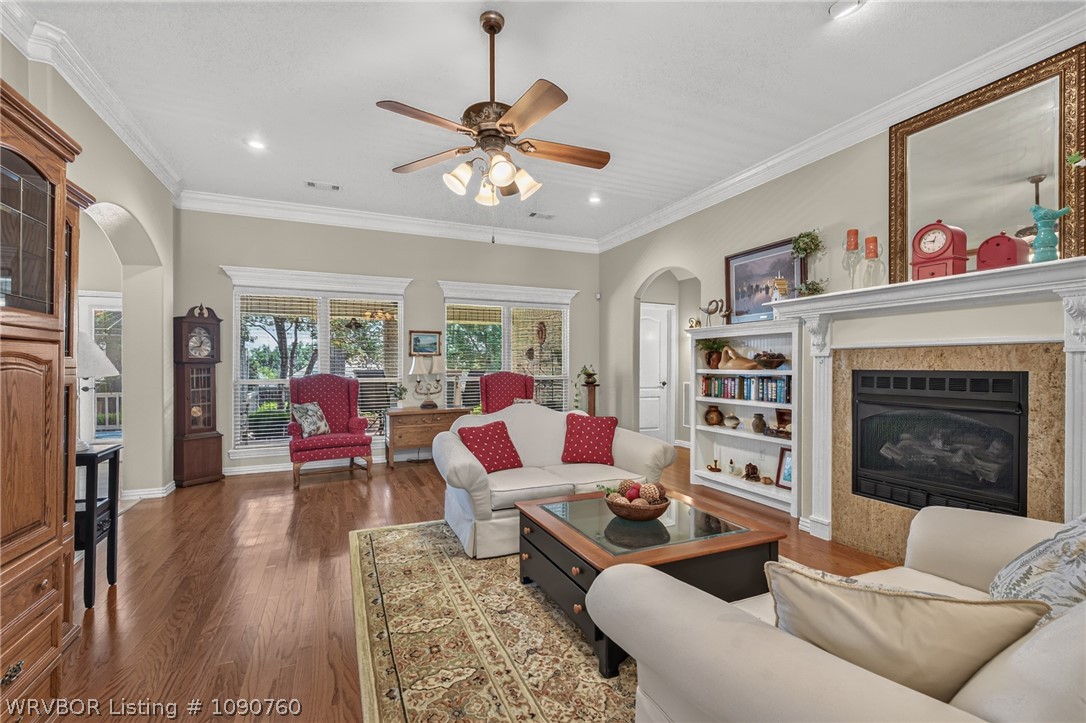 main property photo 13