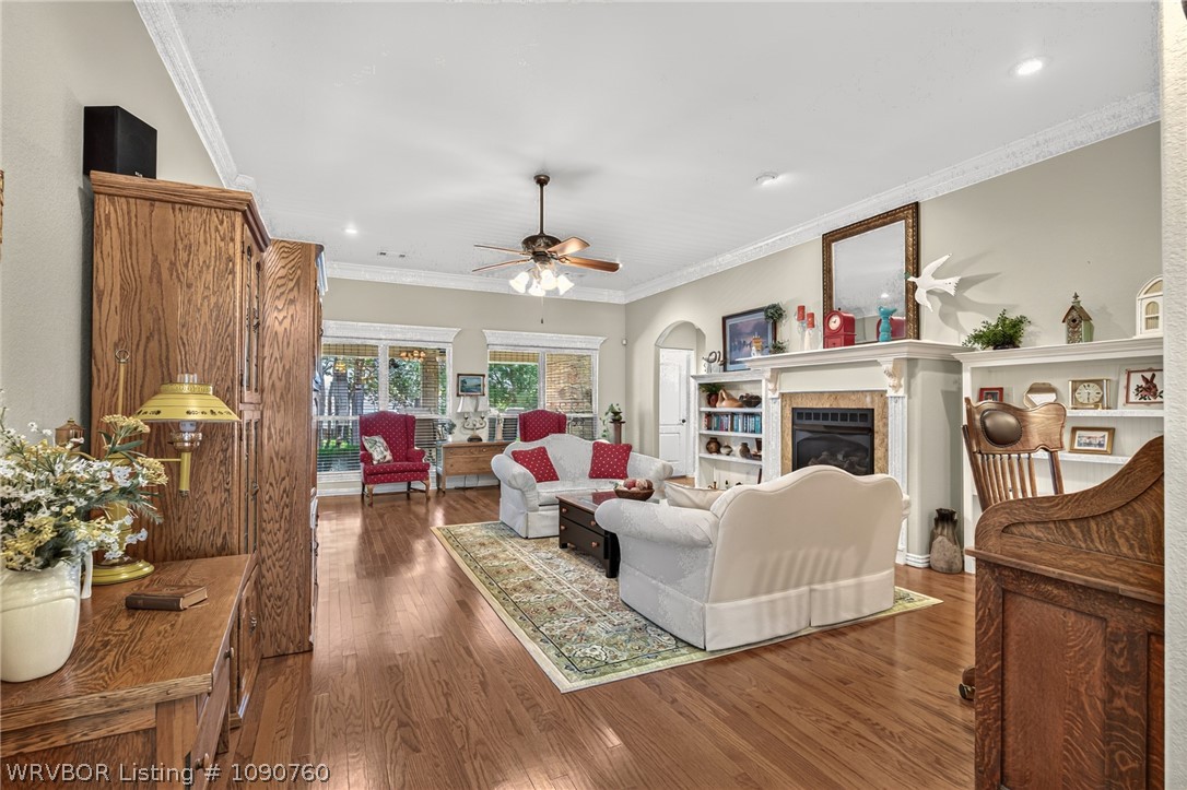 main property photo 14