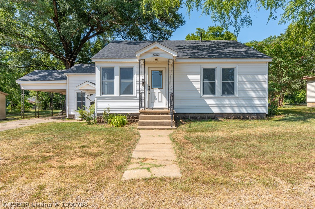 main property photo 0