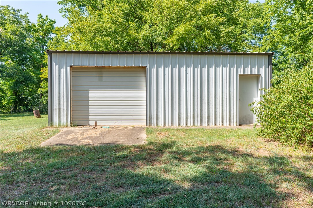 main property photo 23