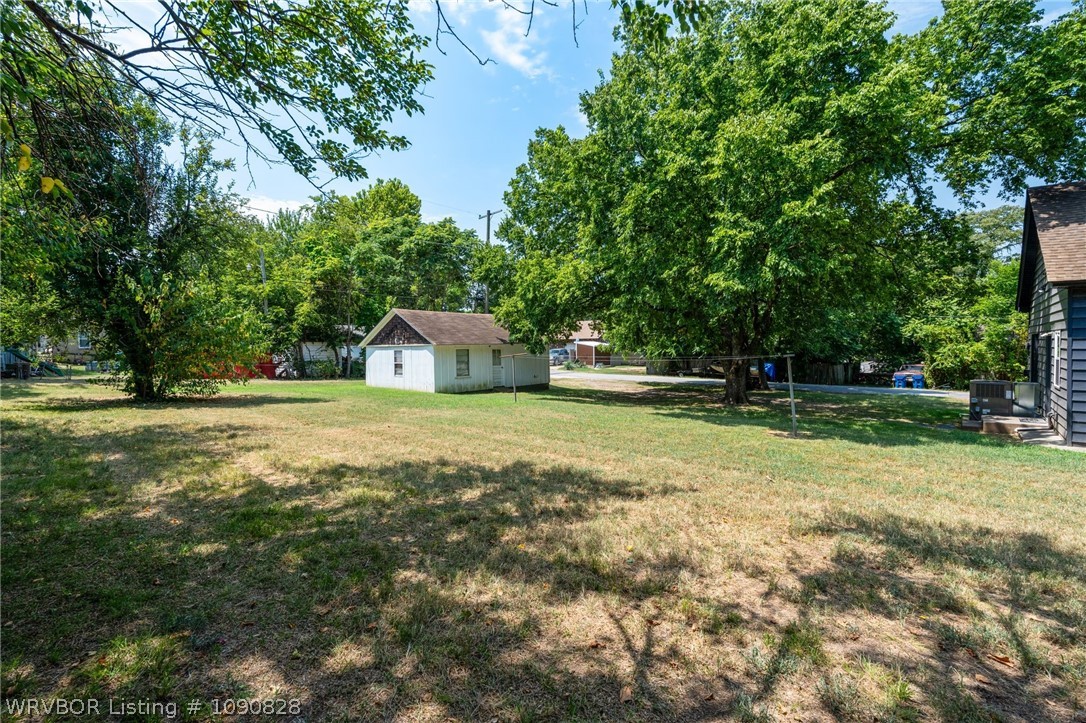 main property photo 29