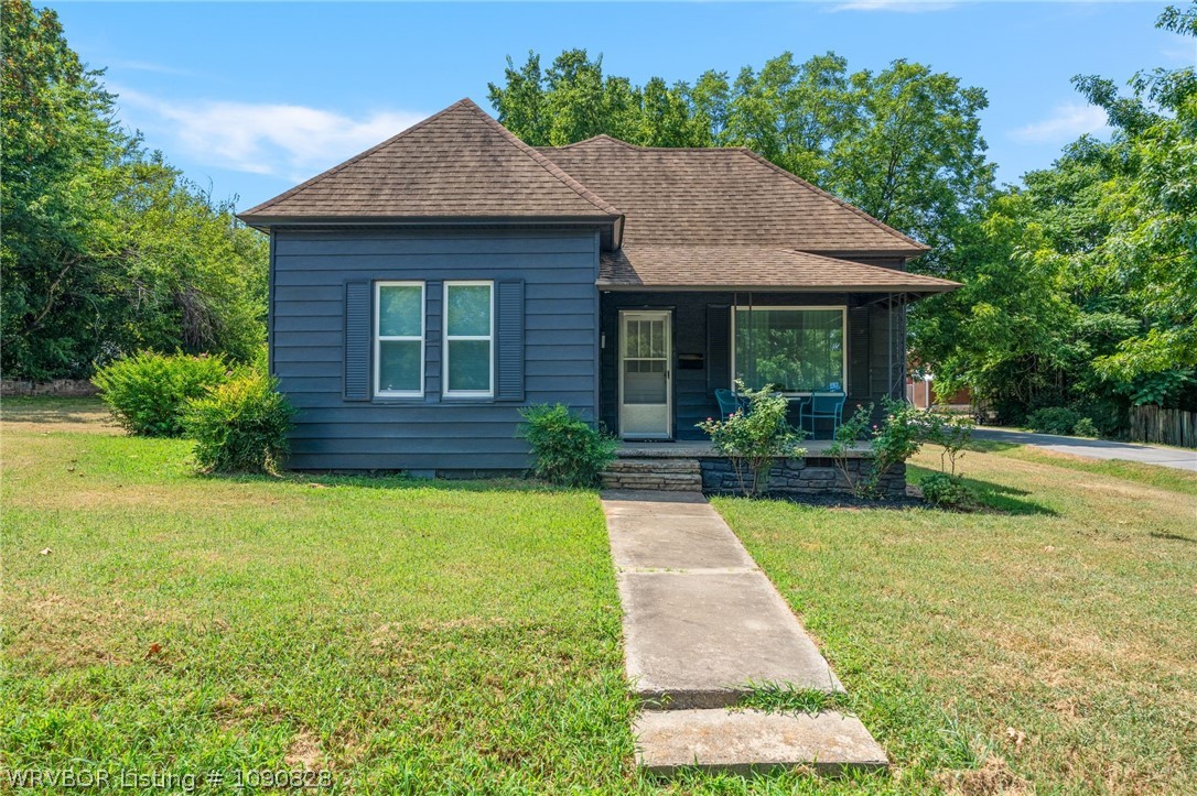 main property photo 32