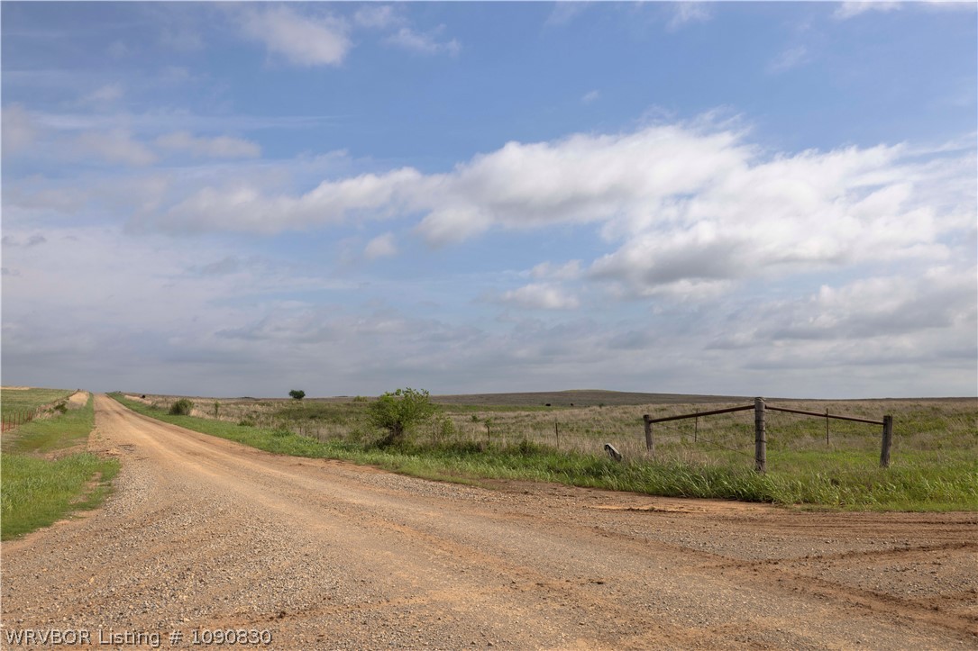 main property photo 9