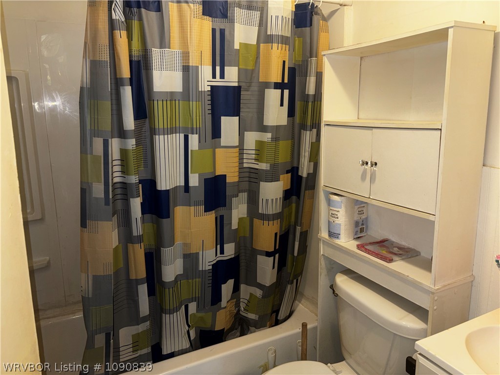 main property photo 7