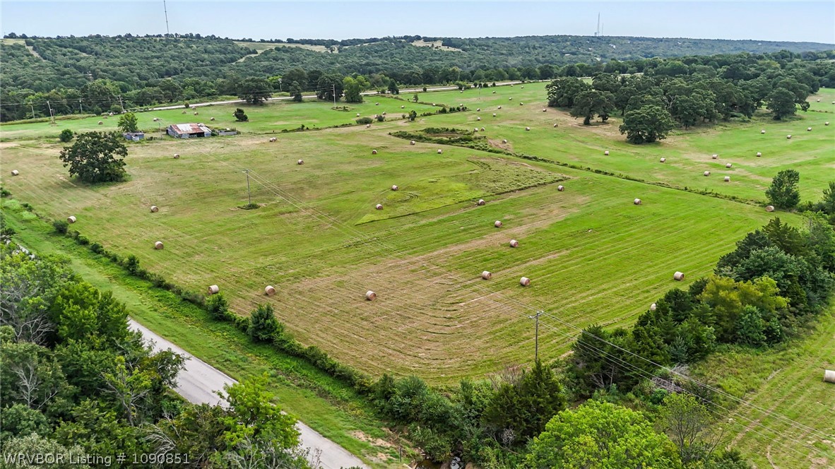 main property photo 13