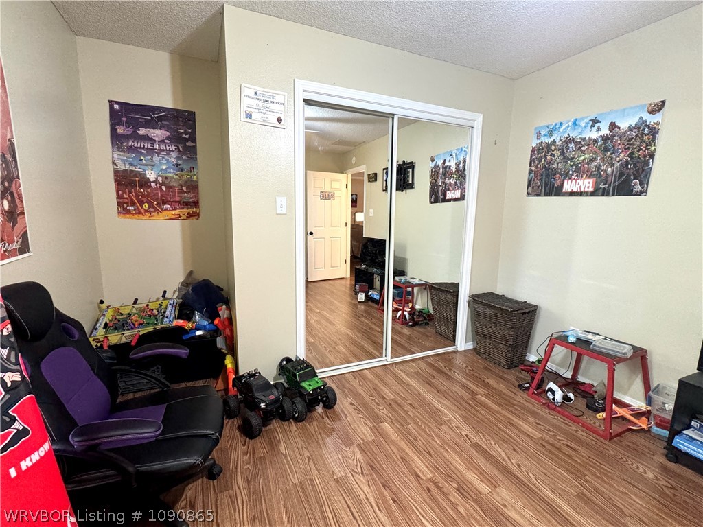main property photo 24