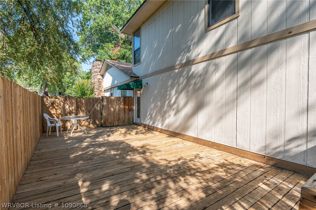 main property photo 14
