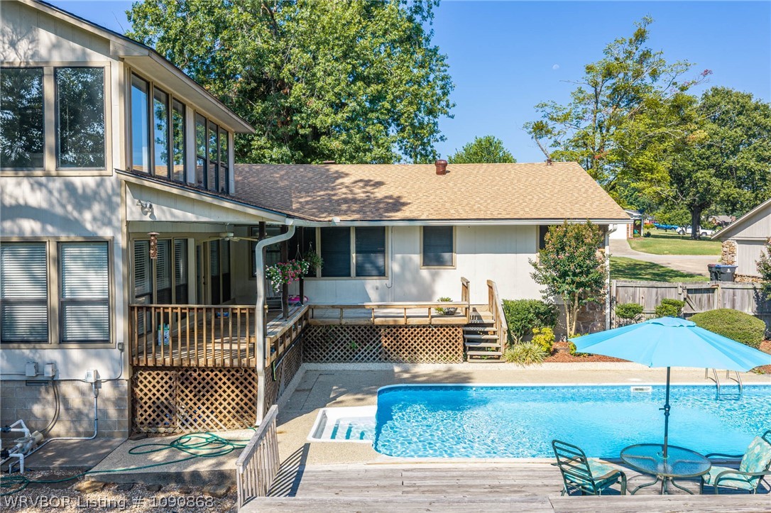 main property photo 32