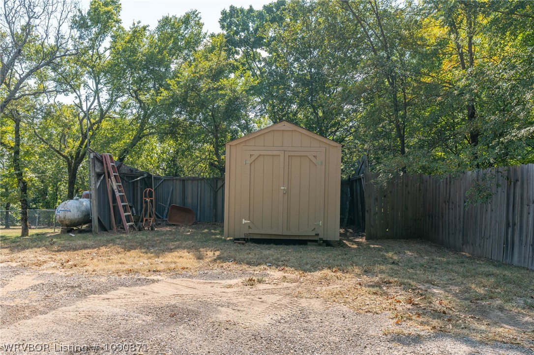 main property photo 44