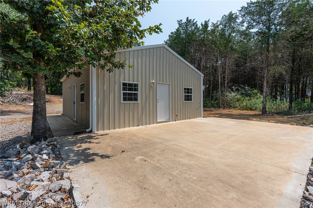 main property photo 41