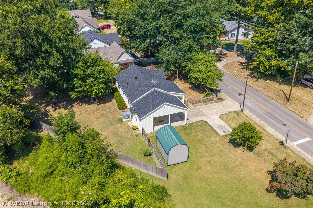 main property photo 31