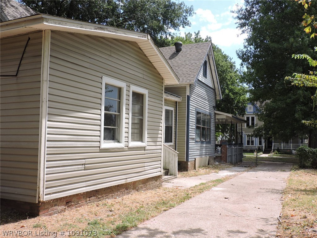main property photo 35