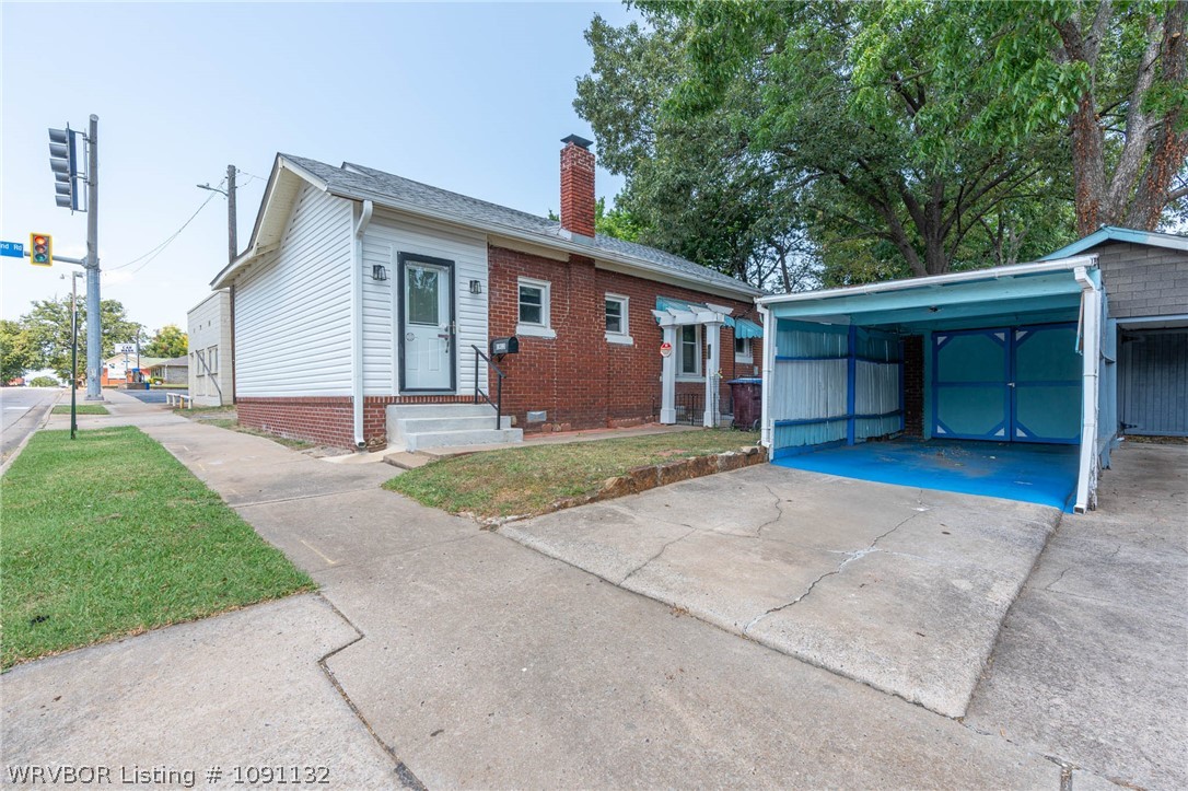 main property photo 0
