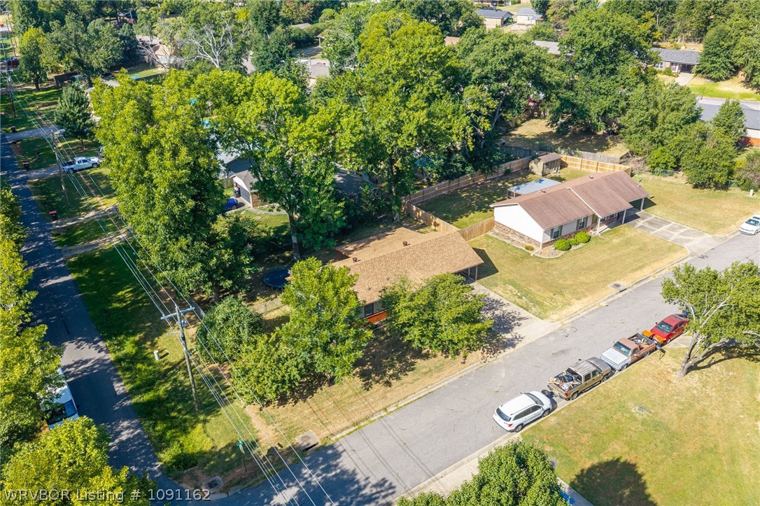 main property photo 50