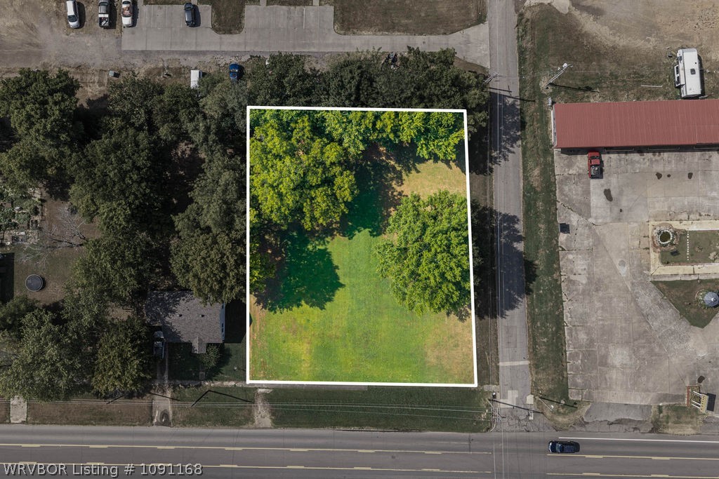 main property photo 32
