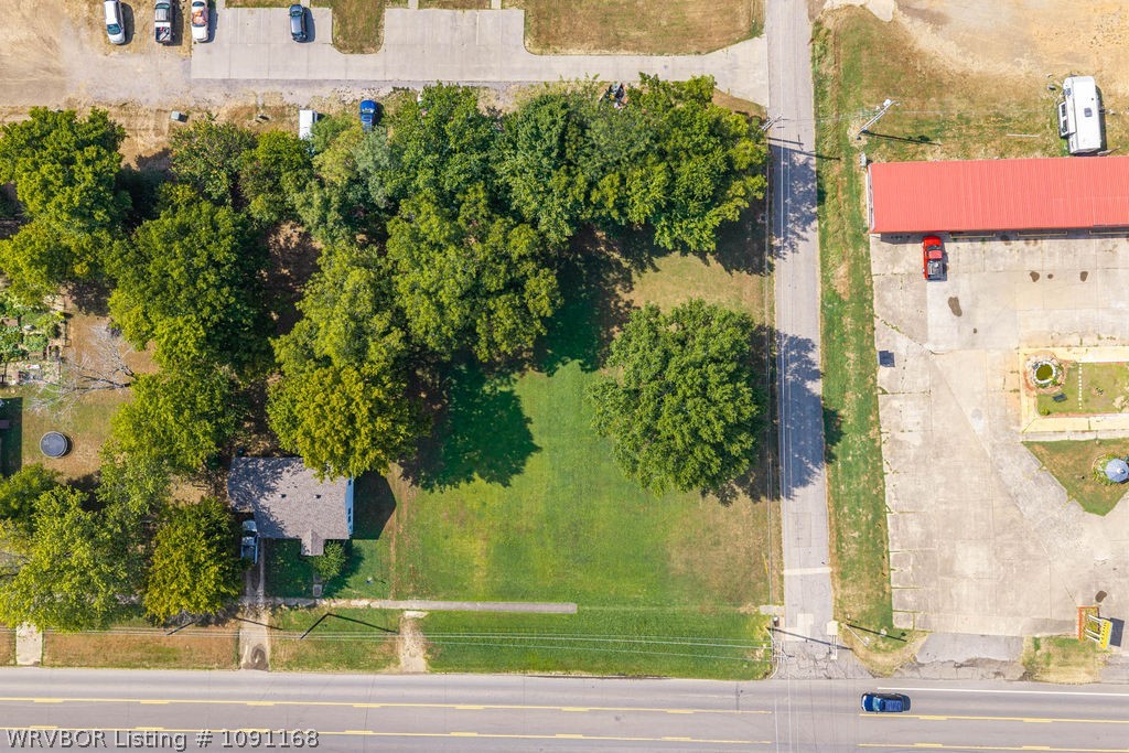 main property photo 33