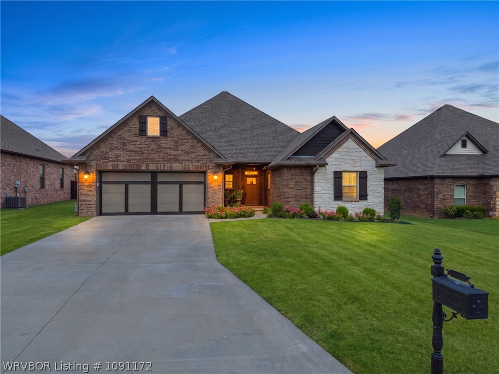 main property photo 0