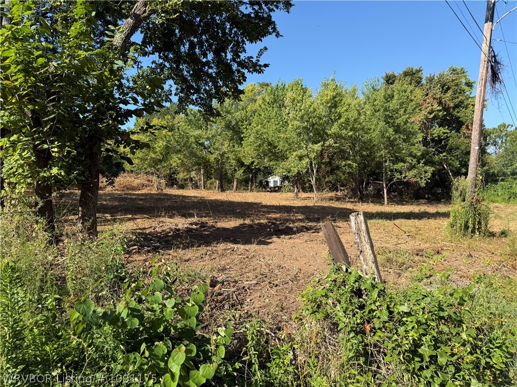 main property photo 17