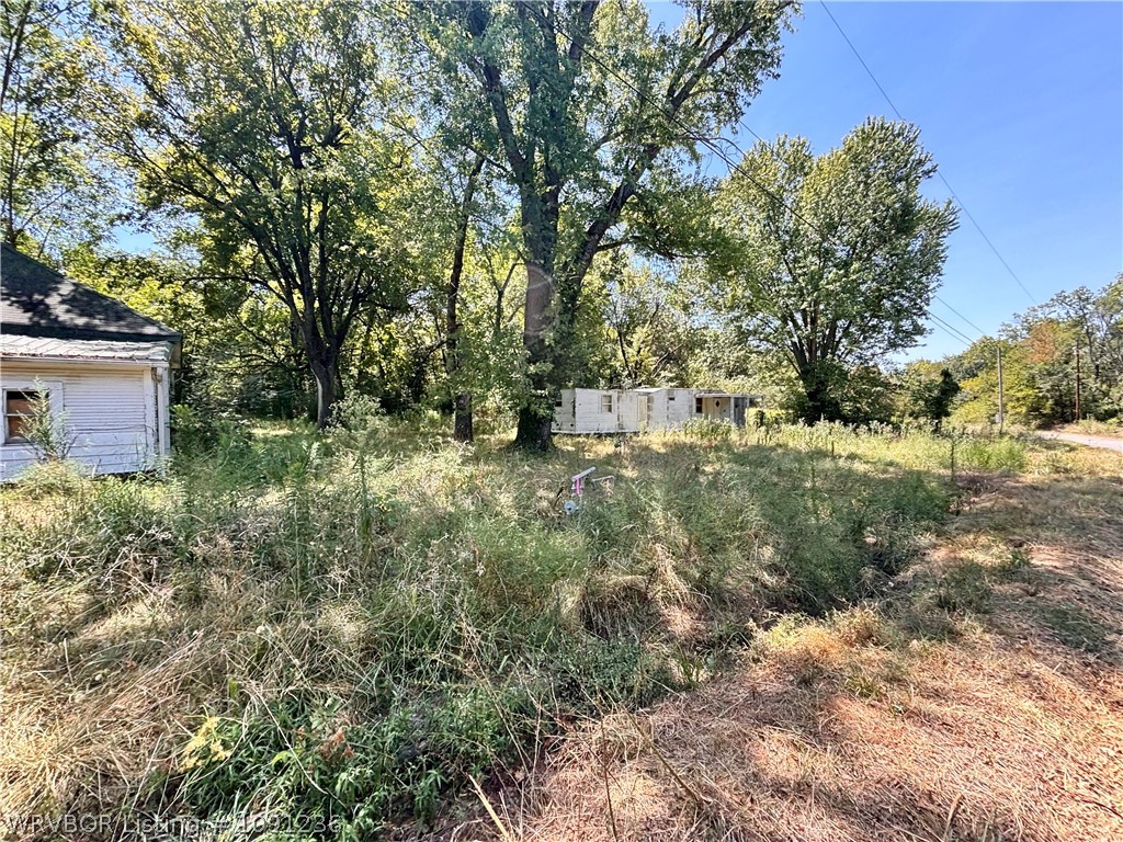 main property photo 11