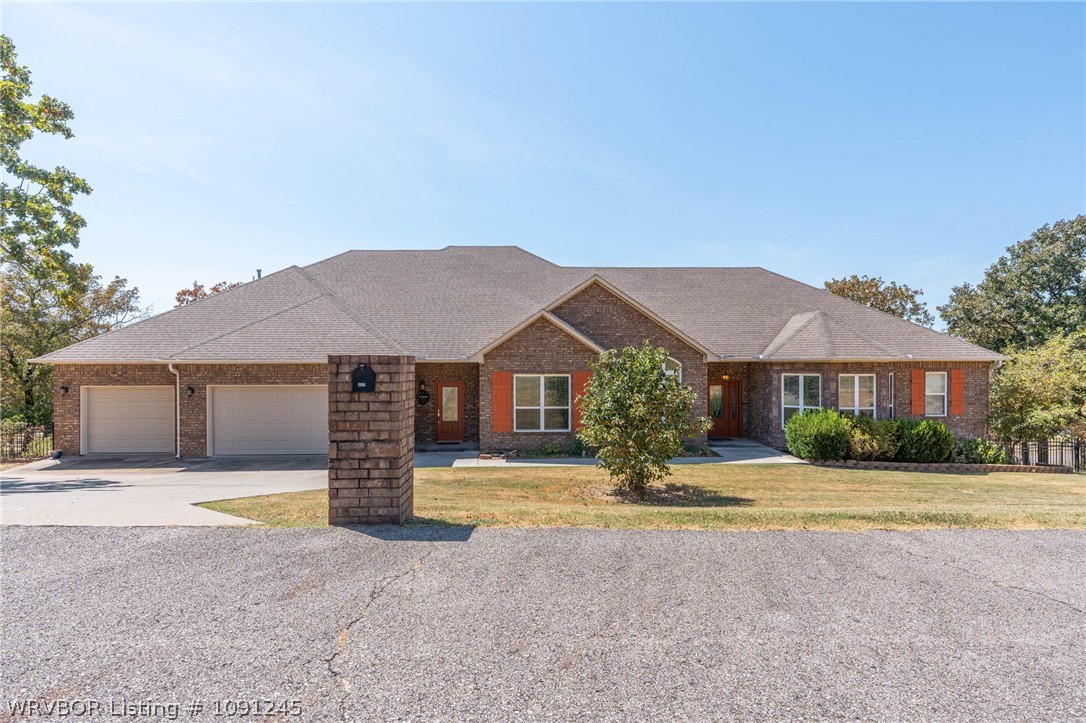 main property photo 0