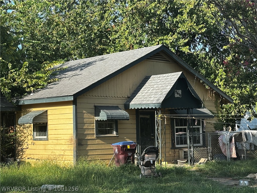 main property photo 3