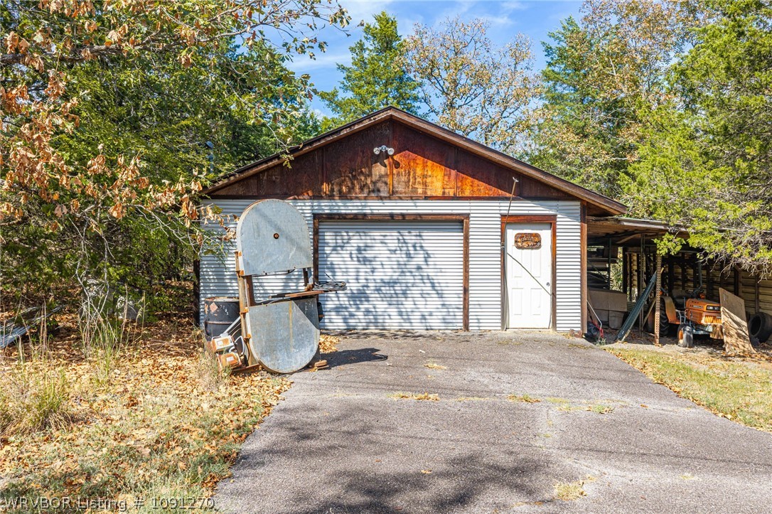 main property photo 47
