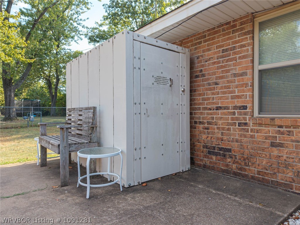 main property photo 29