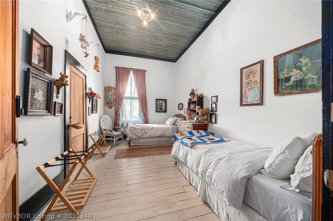main property photo 48