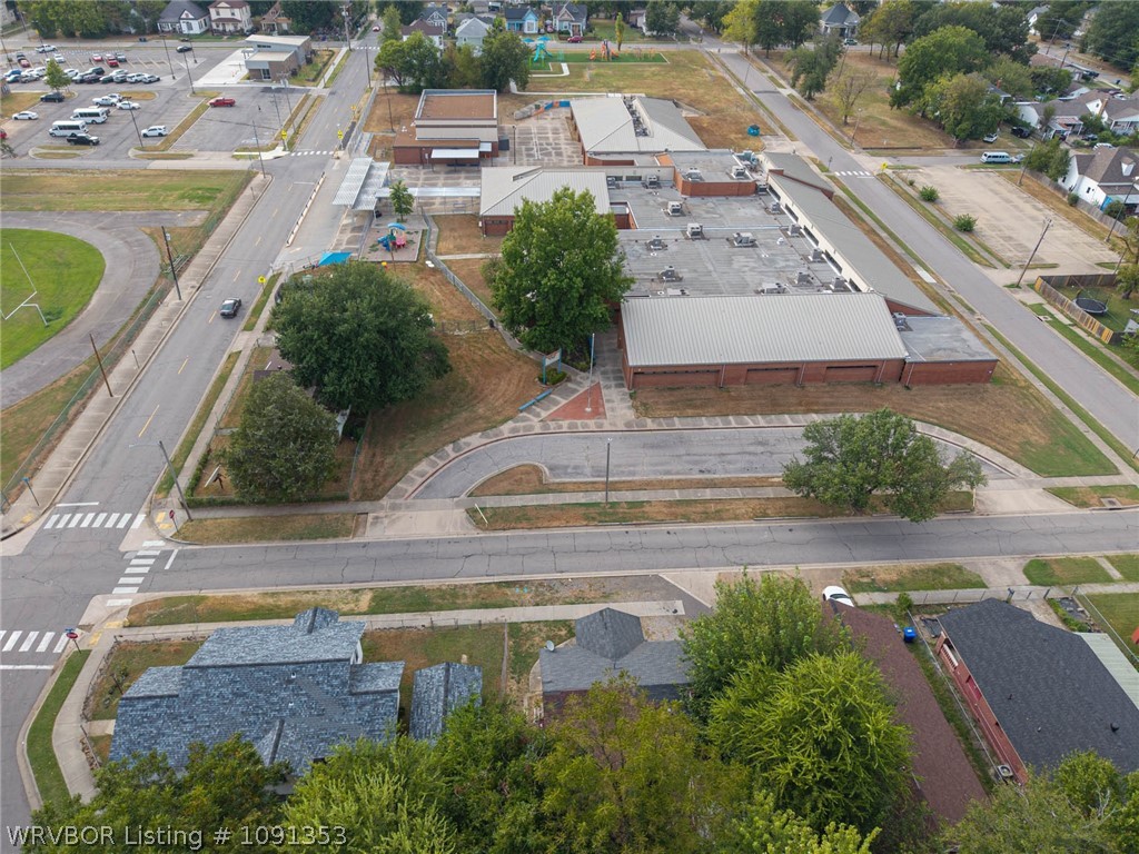 main property photo 29