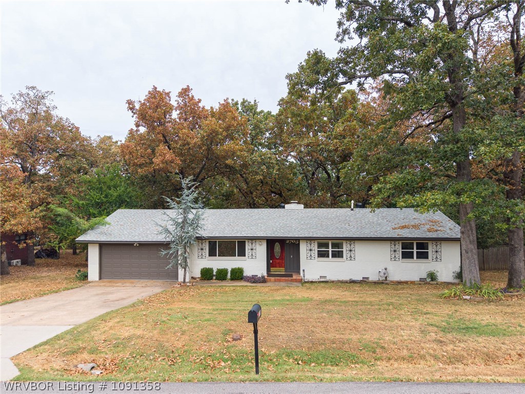 main property photo 0