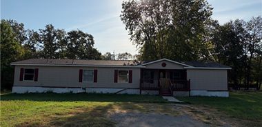 image of property with 4 Bed | 3 Bath | 2,060 Sqft