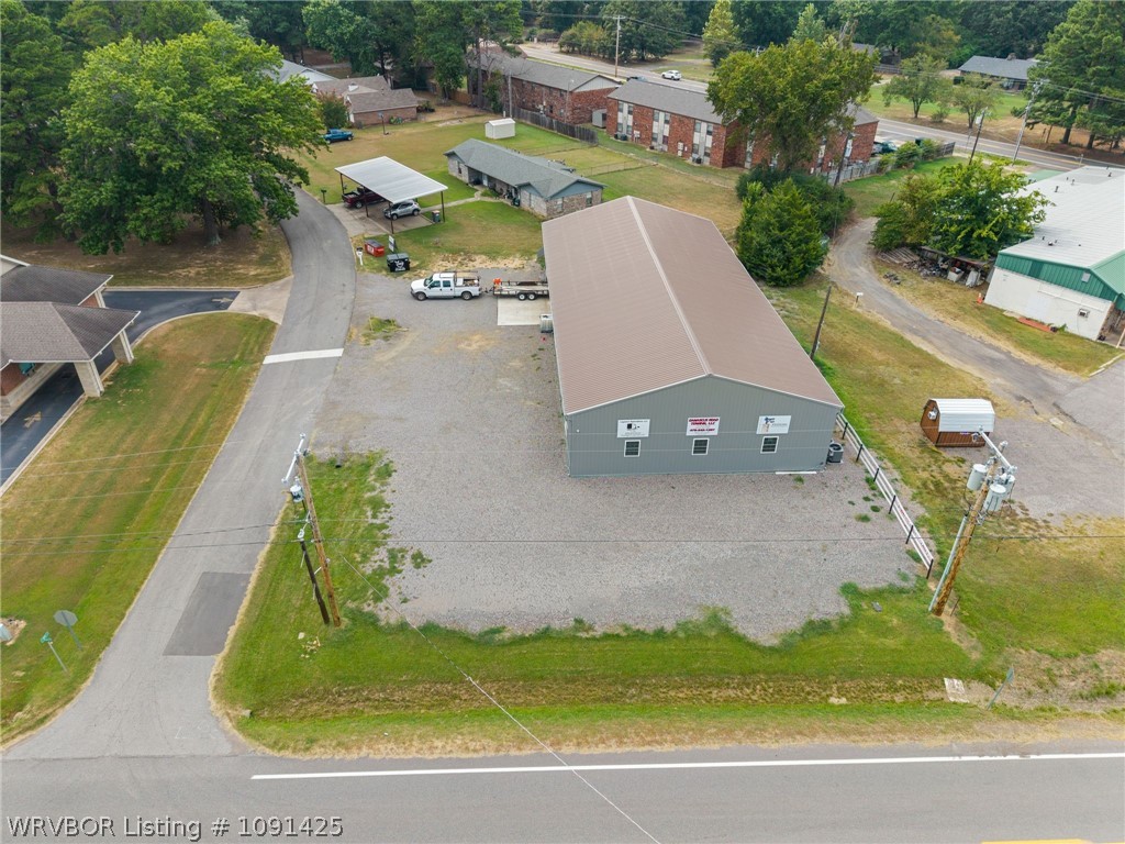 main property photo 25