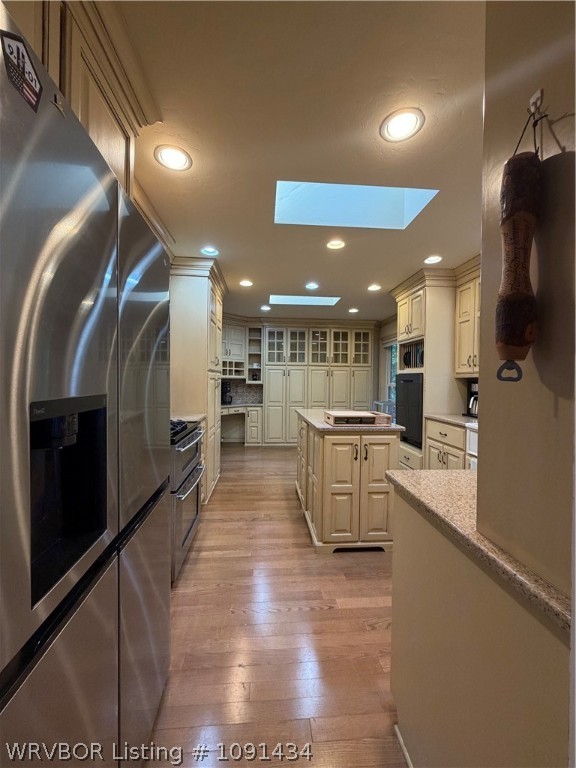 main property photo 3