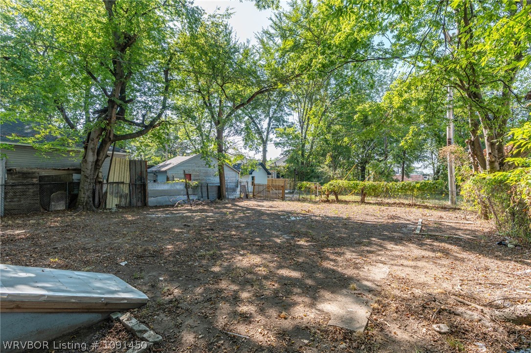 main property photo 41