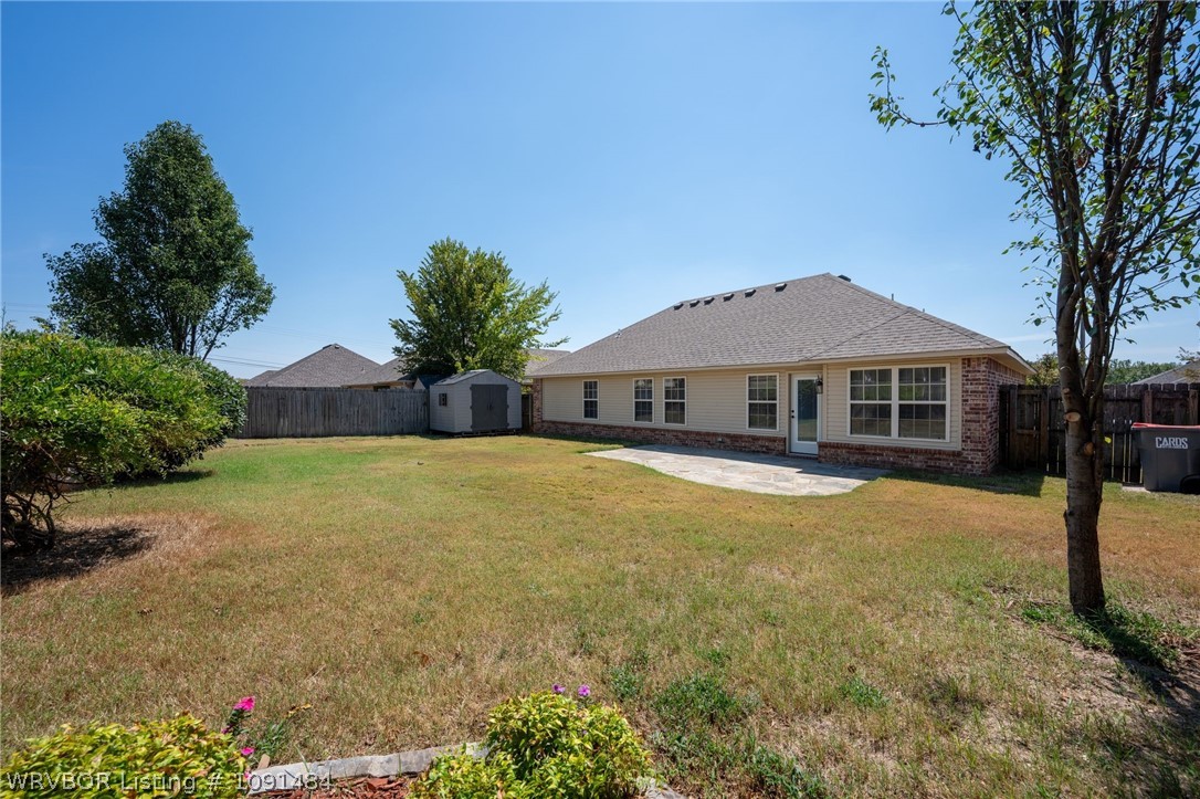main property photo 32