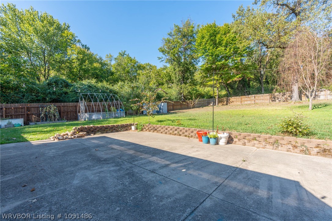 main property photo 31