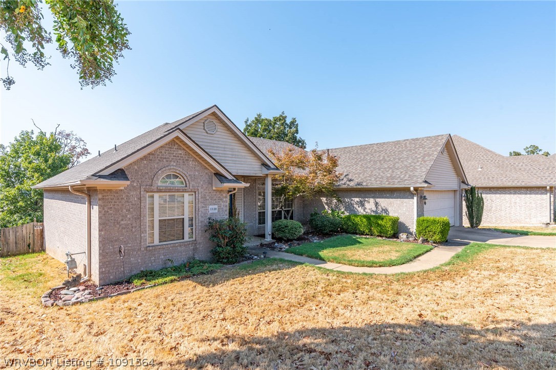 main property photo 3