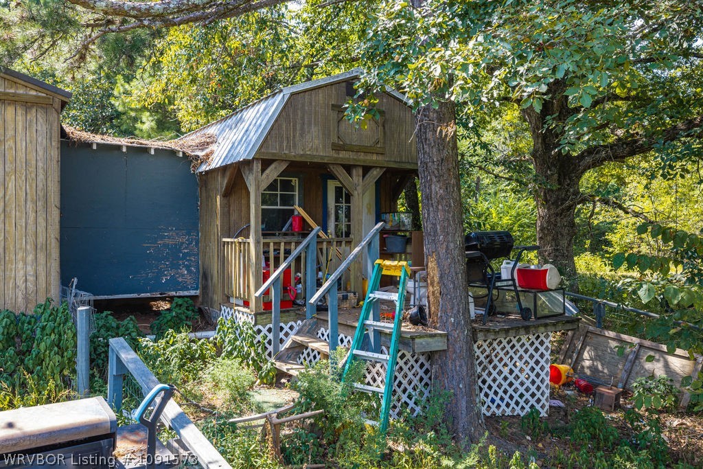 main property photo 16