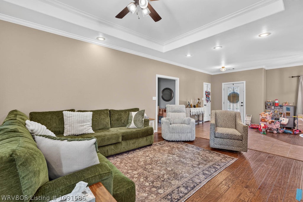 main property photo 5
