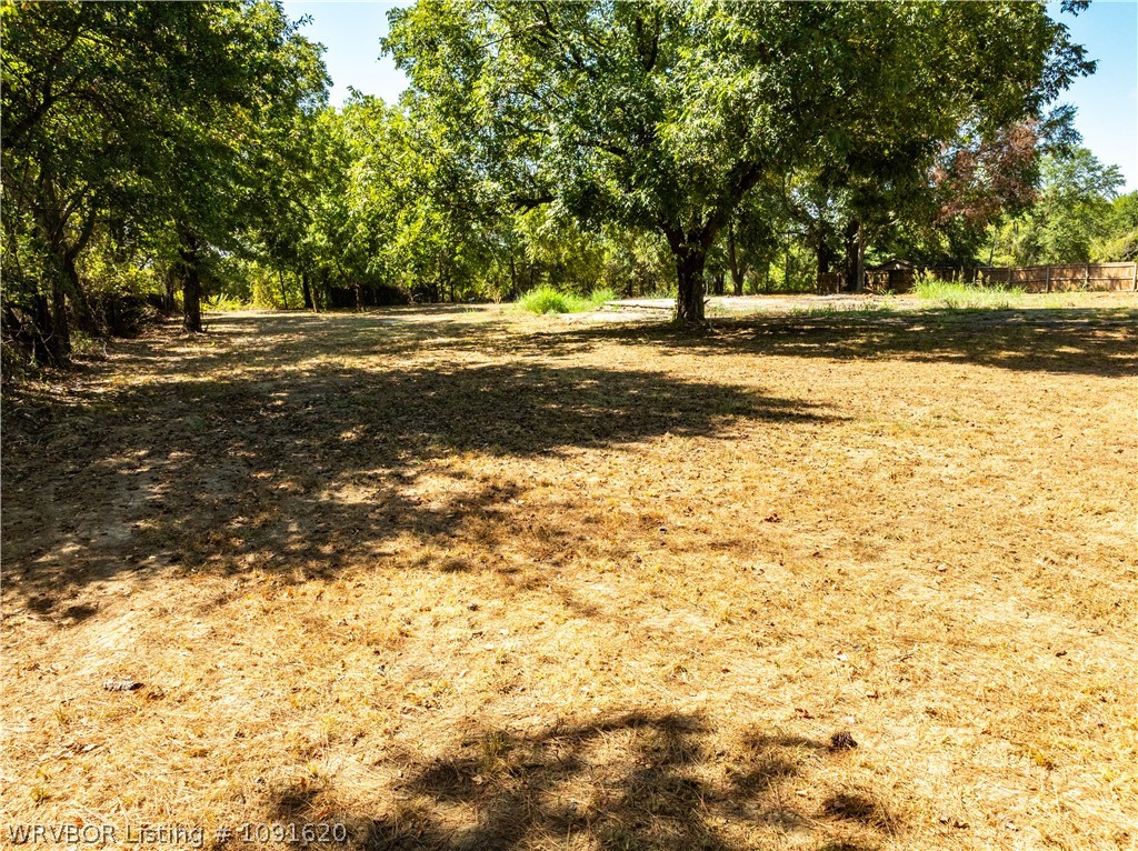 main property photo 11