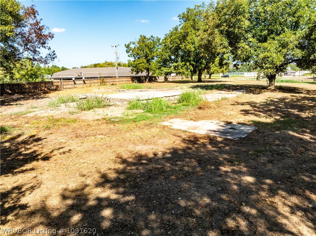 main property photo 12