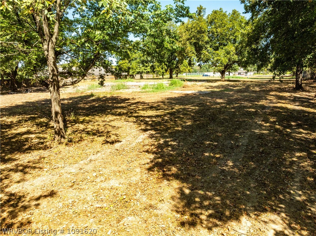 main property photo 13
