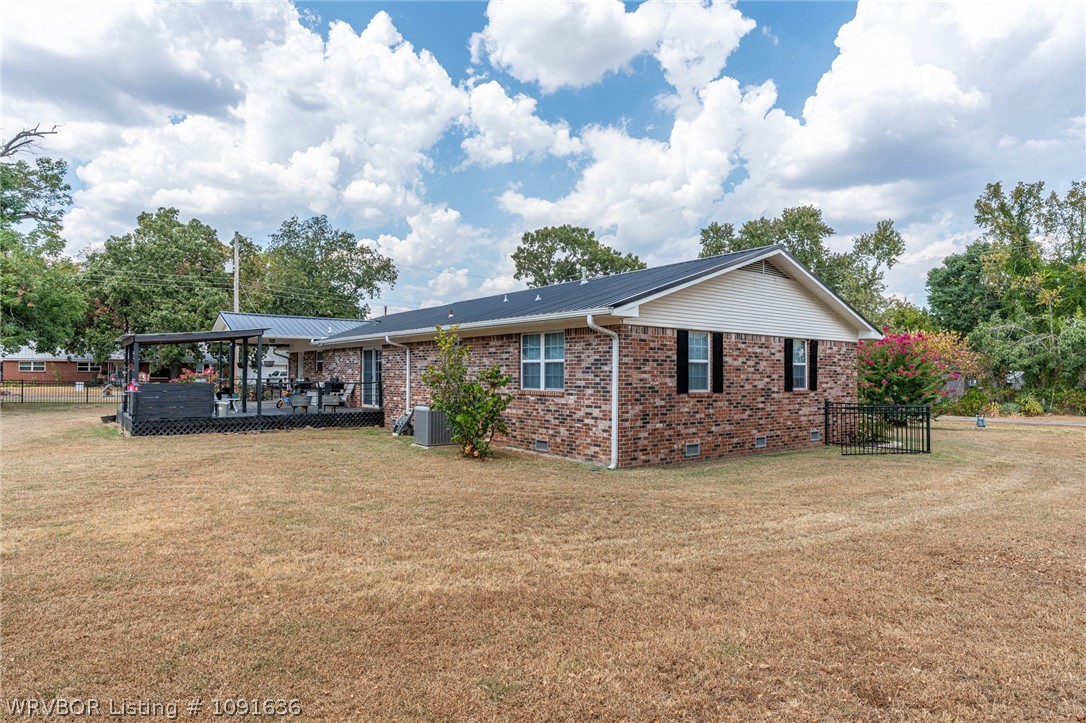 main property photo 33