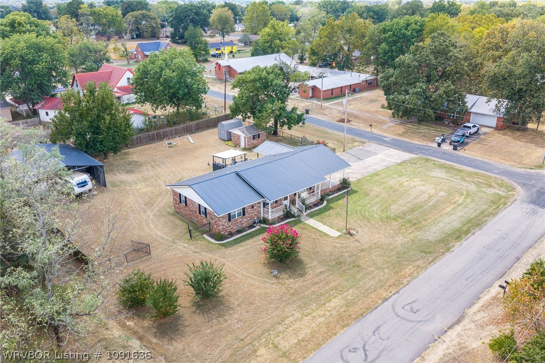 main property photo 45