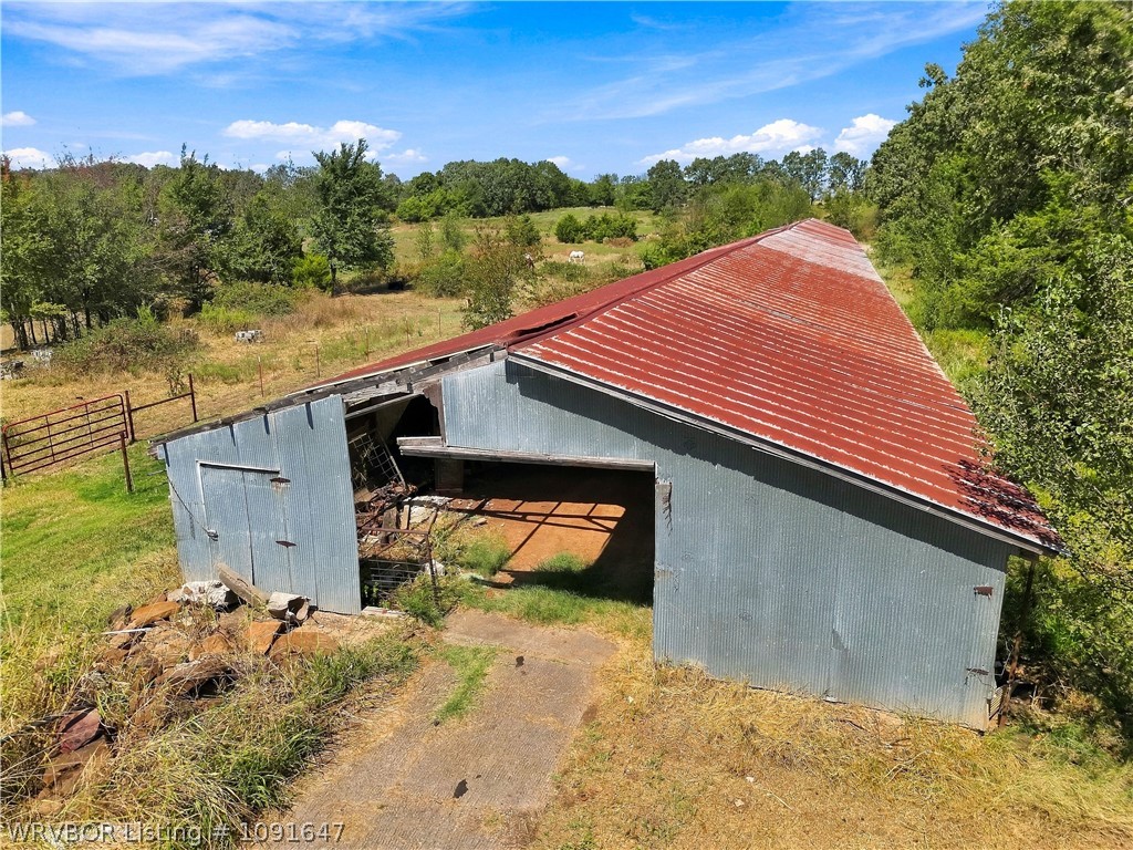main property photo 9